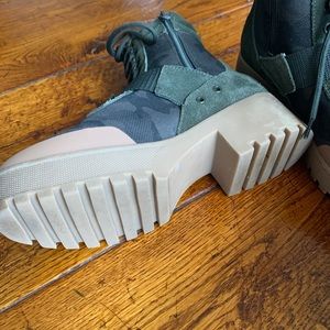 Steve Madden lug sole boots